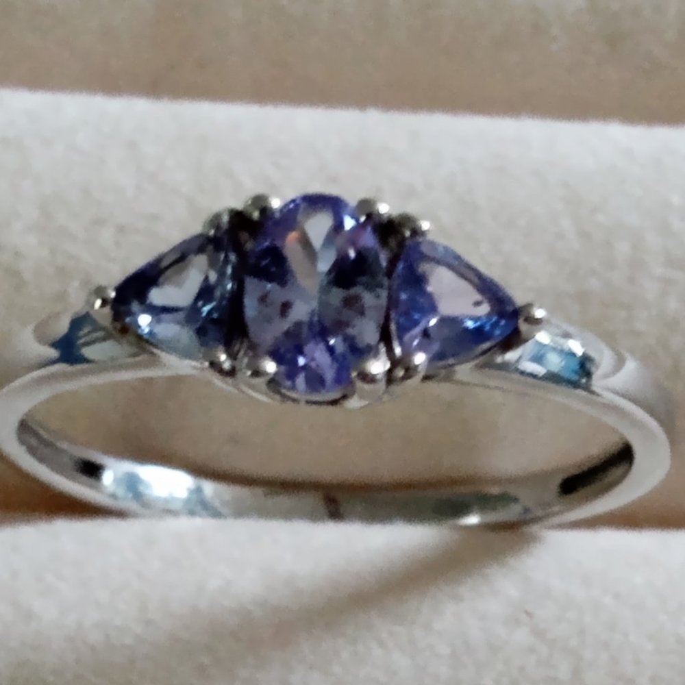 Tanzanite ring